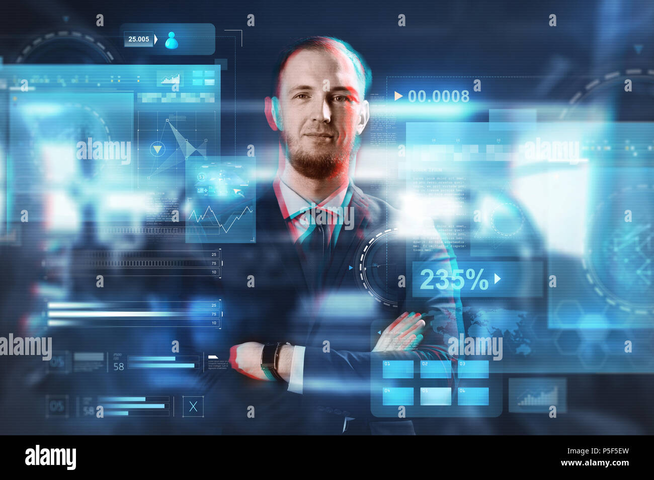 Close up di imprenditore con schermi virtuali Foto Stock
