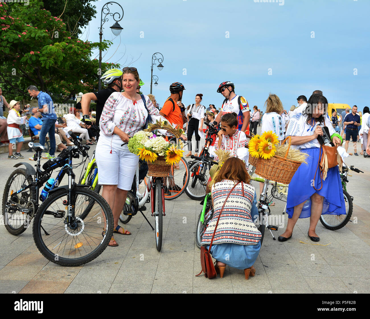 "Ziua isti ' - Giornata internazionale del rumeno camicetta ,tradizionale celebrazione sulla riva del Mar Nero in Constanta, Romania. Foto Stock