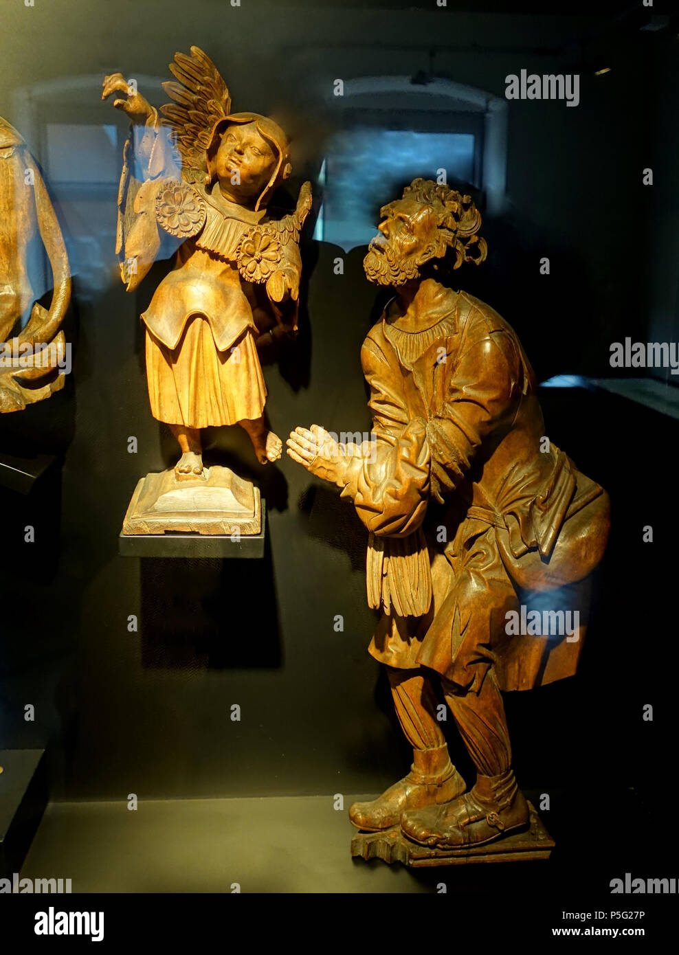 N/A. Inglese: presentano nell'Stadtmuseum Fembohaus - Norimberga, Germania. 22 ottobre 2016, 09:26:17. Daderot 386 scena di corte, quattro sculture di Hans Schwarz, c. 1519, di legno di tiglio - Stadtmuseum Fembohaus - Norimberga, Germania - DSC02066 Foto Stock