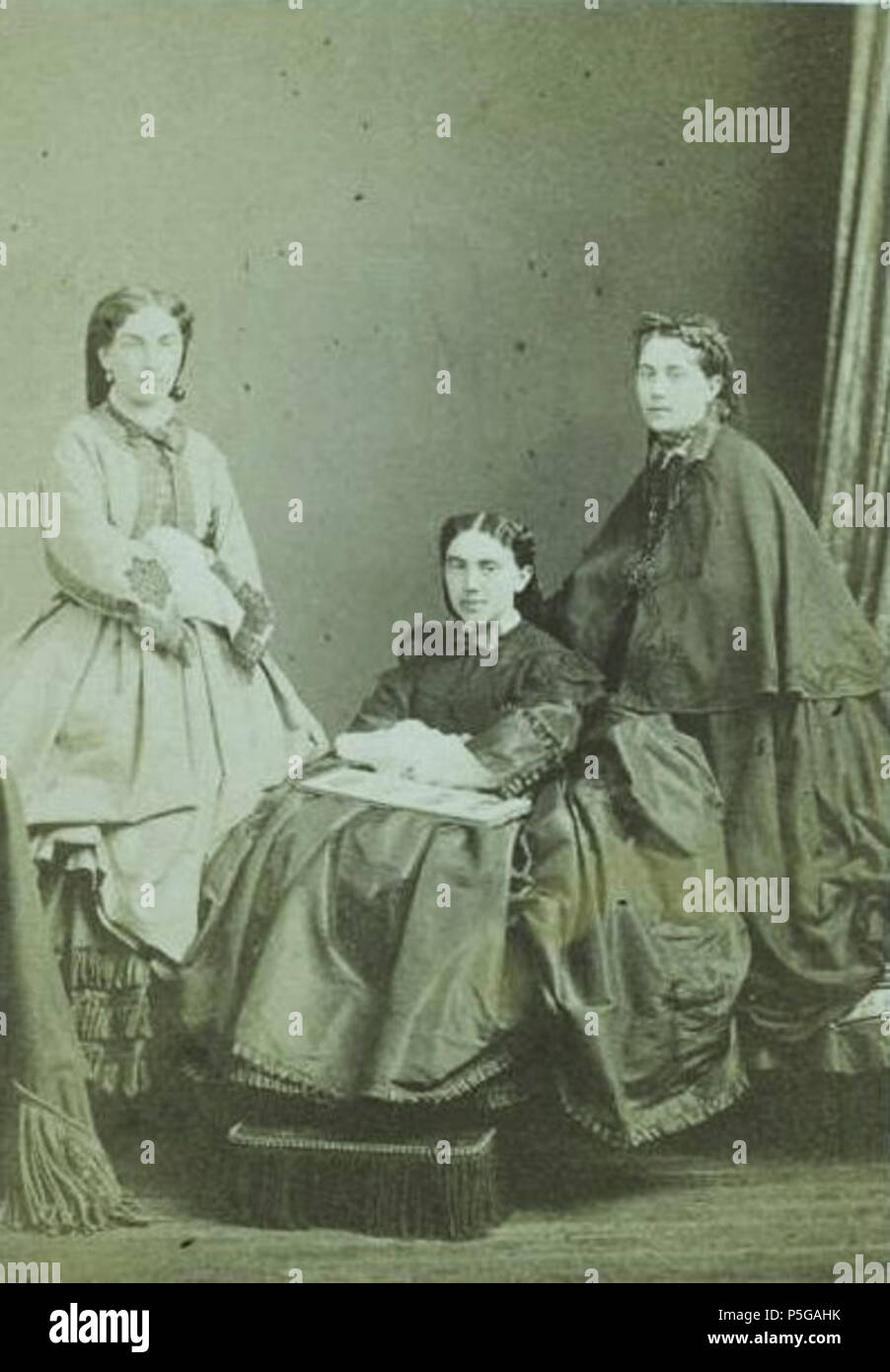 N/A. : , . . : , (1829-1869; (1815-89) - (1839- ; ). 1860s. Sergey Lvovich Levitsky (1819-1898) nomi alternativi : Inglese: Sergey Levitsky, Sergey Levicky Español: Serguéi Levitski Descrizione fotografo russo Data di nascita e morte 1819 1898 Luogo di nascita e morte Mosca San Pietroburgo Autorità controllo : Q2292202 VIAF:44605367 ISNI:0000 0000 6662 3690 ULAN:500120896 LCCN:no2007069135 GND:139085599 WorldCat 82 Alexandrine doppietto,Nathalie Fettenbonne,EliseVouheleff Foto Stock