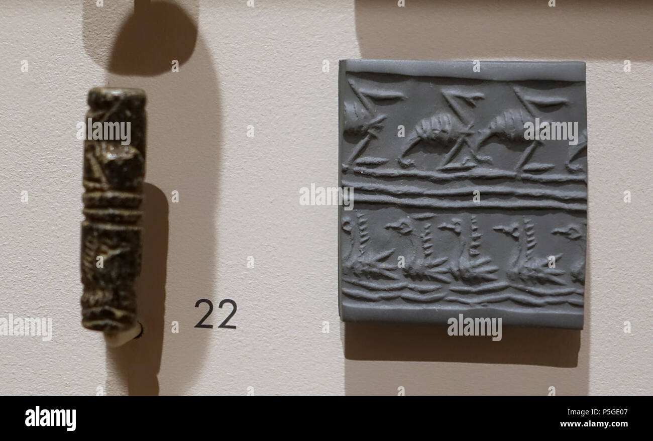 N/A. Inglese: mostra a Harvard Museo semitica, Harvard University - Cambridge, Massachusetts, STATI UNITI D'AMERICA. Questo lavoro è abbastanza vecchio in modo che sia in . 3 aprile 2016, 14:13:36. Daderot 396 guarnizione cilindro con scorpioni e uccelli, tardo periodo Akkadico, c. 2200 BC - Harvard semita Museum - Cambridge - DSC06184 Foto Stock