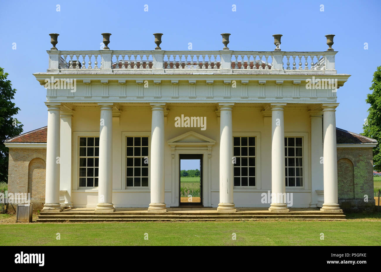 N/A. Inglese: Bowling Green House - Wrest Park - Bedfordshire, Inghilterra. 9 giugno 2016, 06:53:06. Daderot 228 Bowling Green House - Wrest Park - Bedfordshire, Inghilterra - DSC08044 Foto Stock