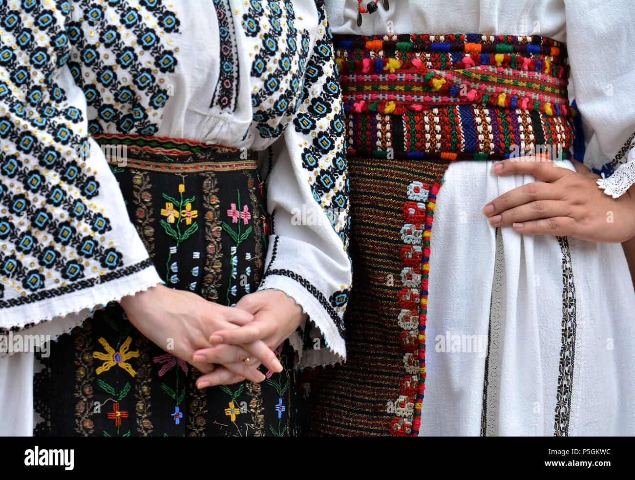 "Ziua isti ' - Giornata internazionale del rumeno camicetta ,tradizionale celebrazione sulla riva del Mar Nero in Constanta, Romania. Foto Stock