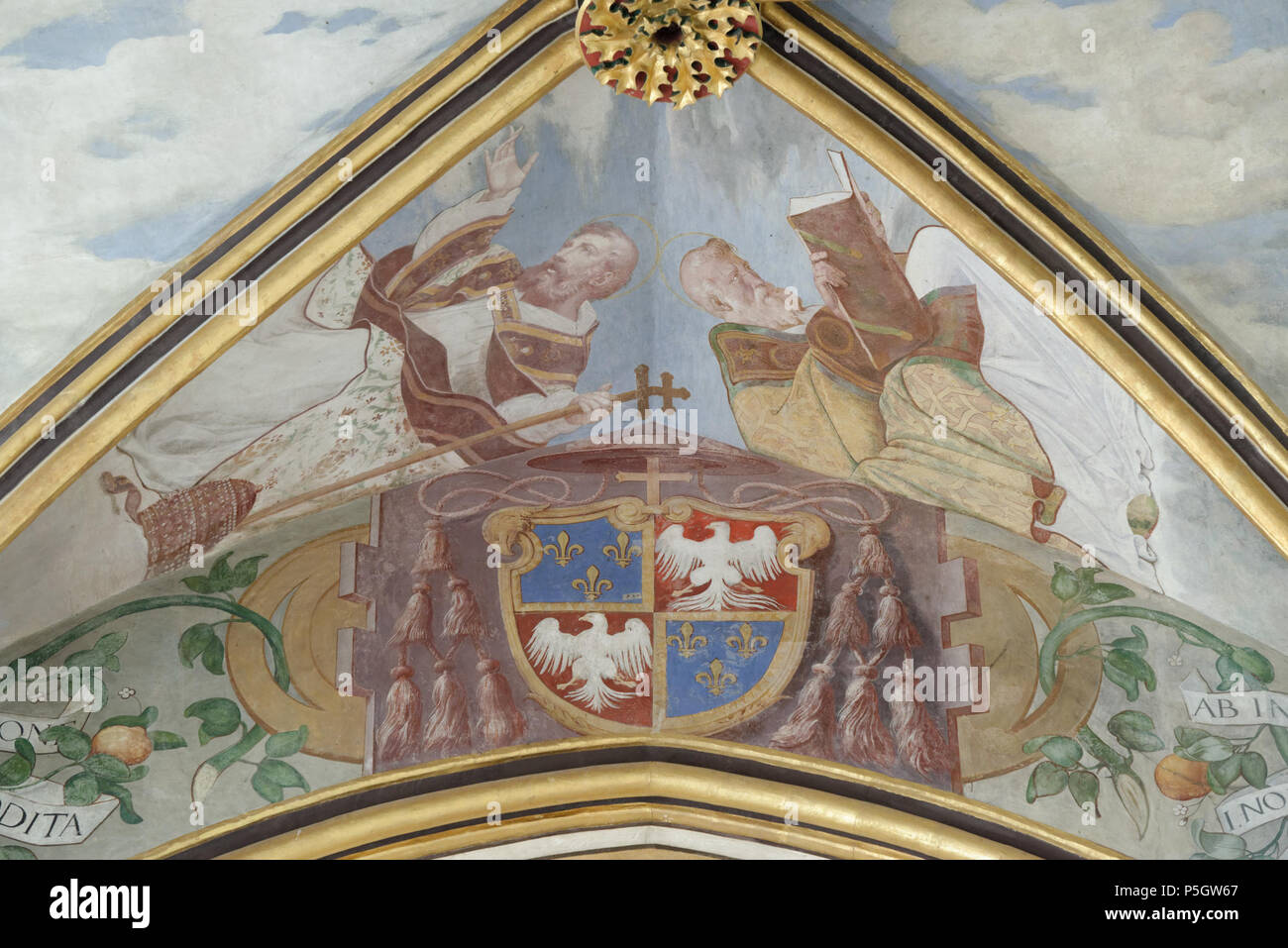 N/A. Inglese: stemma del cardinale Ippolito d'Este, abate commendatario della Abbazia di Chaalis, decorate segmento del vault nervata del coro nella Santa Maria cappella a Chaalis Abbey. Nelle sezioni del nervati volta della navata centrale, San Gregorio Magno (sulla sinistra) e Sant'Agostino (sulla destra). Français : Armes du Cardinal Hippolyte d'Este, abbé commendataire de l'Abbaye de Chaalis, sur le revers de la facciata de Chapelle Sainte-Marie de l'Abbaye de Chaalis. Sur les voûtains de la nef, saint Grégoire le Grand (à gauche) et Saint Augustin (à droite). N/A 324 Chapelle de ch Foto Stock