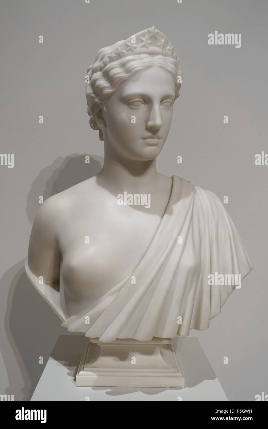 N/A. Inglese: presentano nel Museo delle Arti di Dallas Dallas, Texas, Stati Uniti d'America. 7 maggio 2017, 16:09:11. Daderot 93 America da Hiram Powers, 1860 marmo - Museo dell'Arte di Dallas - DSC04809 Foto Stock