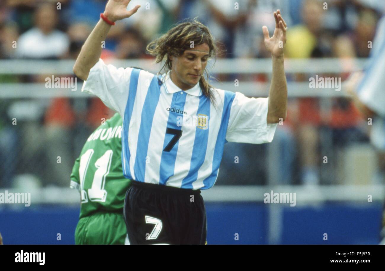 Firo Calcio, 25.06.1994 World Cup 1994 Argentina - Nigeria 2: 1 Claudio Caniggia gesto | Utilizzo di tutto il mondo Foto Stock