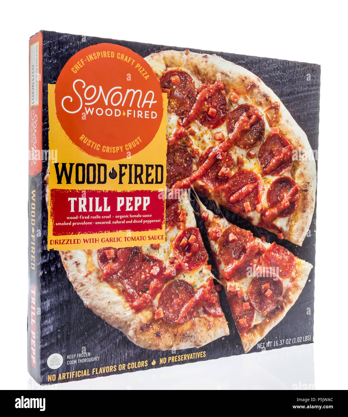 Winneconne, WI - 17 Giugno 2018: una scatola di Sonoma pizza al forno a legna isolato su un background. Foto Stock