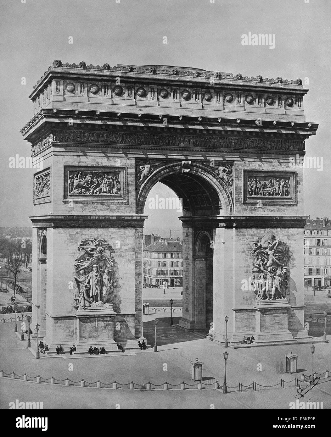 N/A. Inglese: Arc de Triomphe . Nel 1860 circa. Auguste-Rosalie Bisson (1826-1900) nomi alternativi fratelli Bisson; frères Bisson; Auguste-Rosalie Bisson le Jeune; Auguste Rosalie Bisson; Bisson Jeune; freres Bisson Descrizione fotografo francese Data di nascita e morte 1 Maggio 1826 22 aprile 1900 Luogo di nascita e morte Paris Paris Opera periodo 1841-1900 competente controllo : Q477709 VIAF:61539593 ISNI:0000 0000 7141 1481 ULAN:500036839 LCCN:N99059153 GND:120875454 WorldCat 119 Arc de Triomphe, ca. 1860 Foto Stock