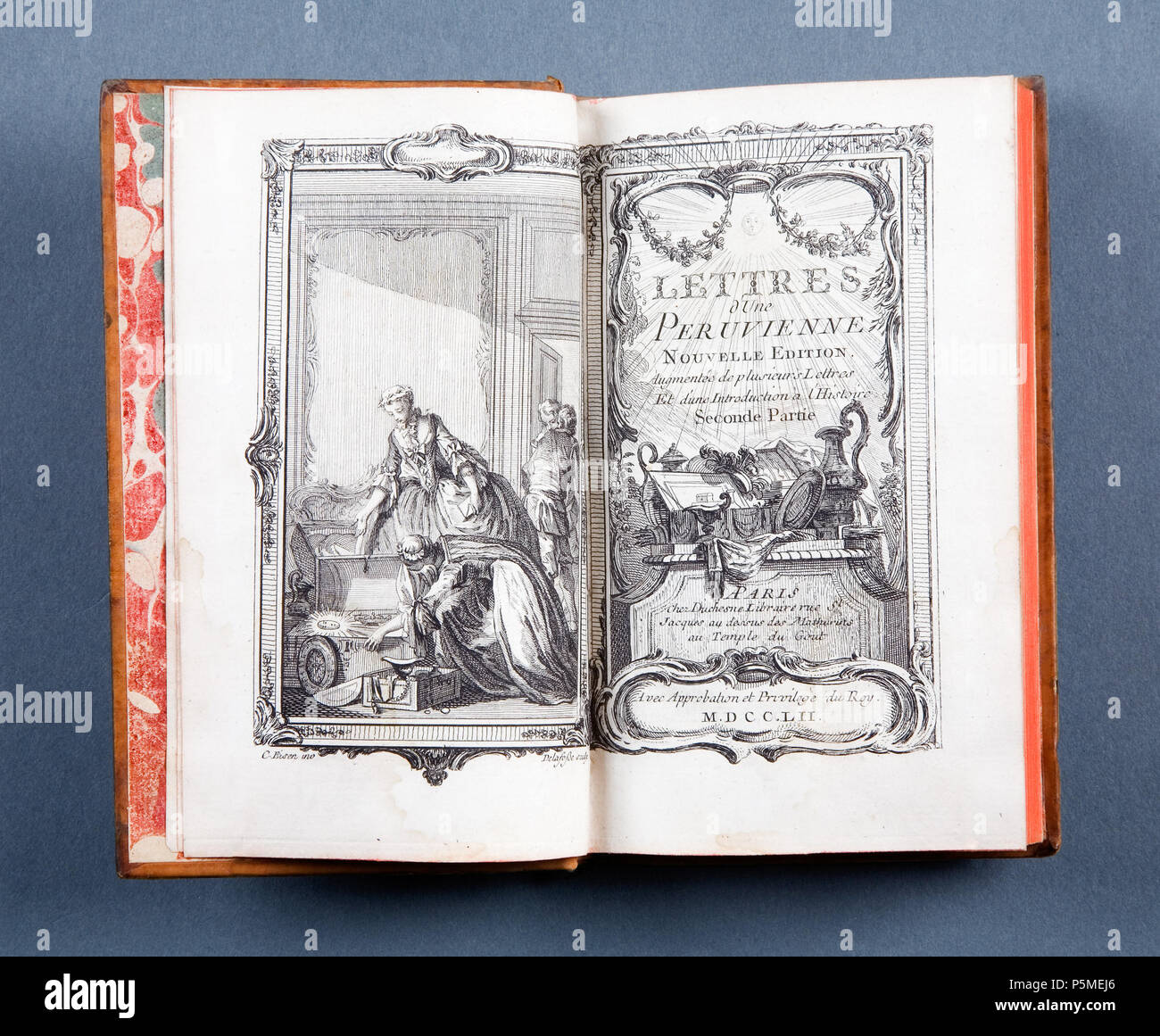 . Nota: per scopi documentali la descrizione originale è stato conservato. Correzioni fattuali e descrizioni alternative sono incoraggiati separatamente dalla descrizione originale. Boken "Lettres d'une Peruvienne'. Nyckelord: Bok, Böcker, Grafik, Föremålsbild. Lettres d'une Peruvienne. Nouvelle edition Augmentée de plusieurs lettres...Premiere [-seconde] partie. A Parigi, chez Duchesne libraire...MDCCLII. Svenska: Sprängd kalv m. guldtr. dekor rygg. Rött snitt. . 1752. N/A 217 Boken "Lettres d'une Peruvienne" - Skoklosters slott - 86193 Foto Stock