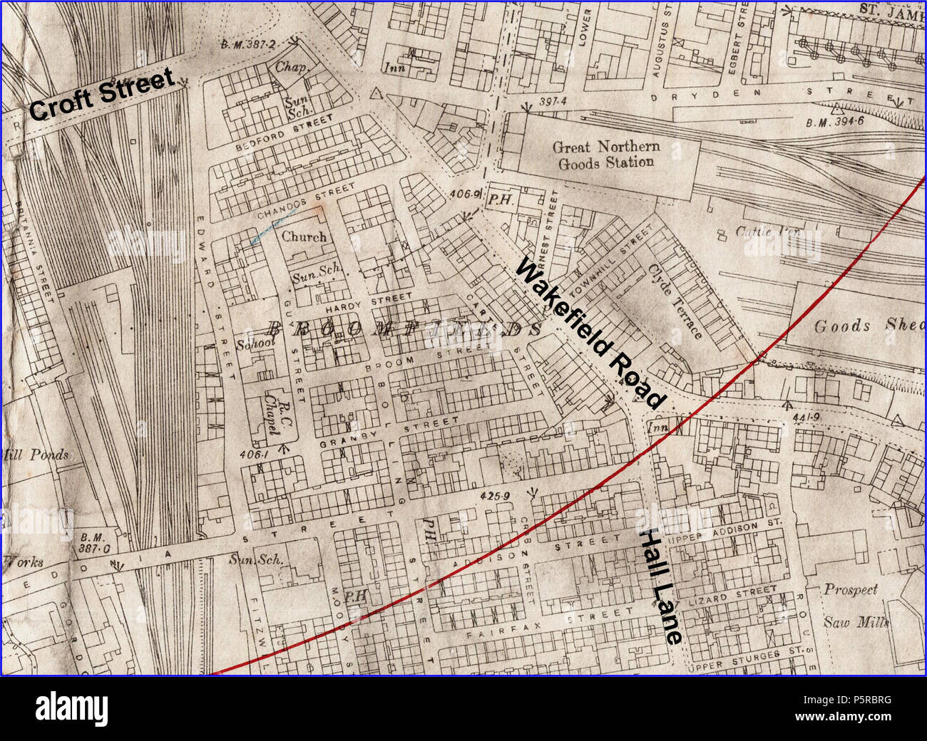 N/A. Inglese: parte del 1893 1:2500 OS mappa " Central Bradford' area Broomfields . Pubblicato 1893. Regno Unito Ordnace Survey (durata di vita: non applicabile. Il 'Autore' è un dipartimento governativo.) 242 Broomfields 1893. Dettaglio mostra densa di classe lavoro alloggiamento Foto Stock