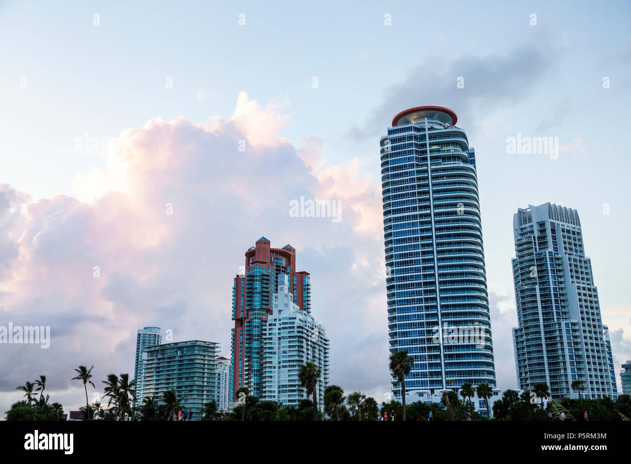 Miami Beach Florida, South Pointe Sofa, Continuum, Portofino, grattacieli grattacieli grattacieli edifici condominio appartamento residenziale appartamento Foto Stock