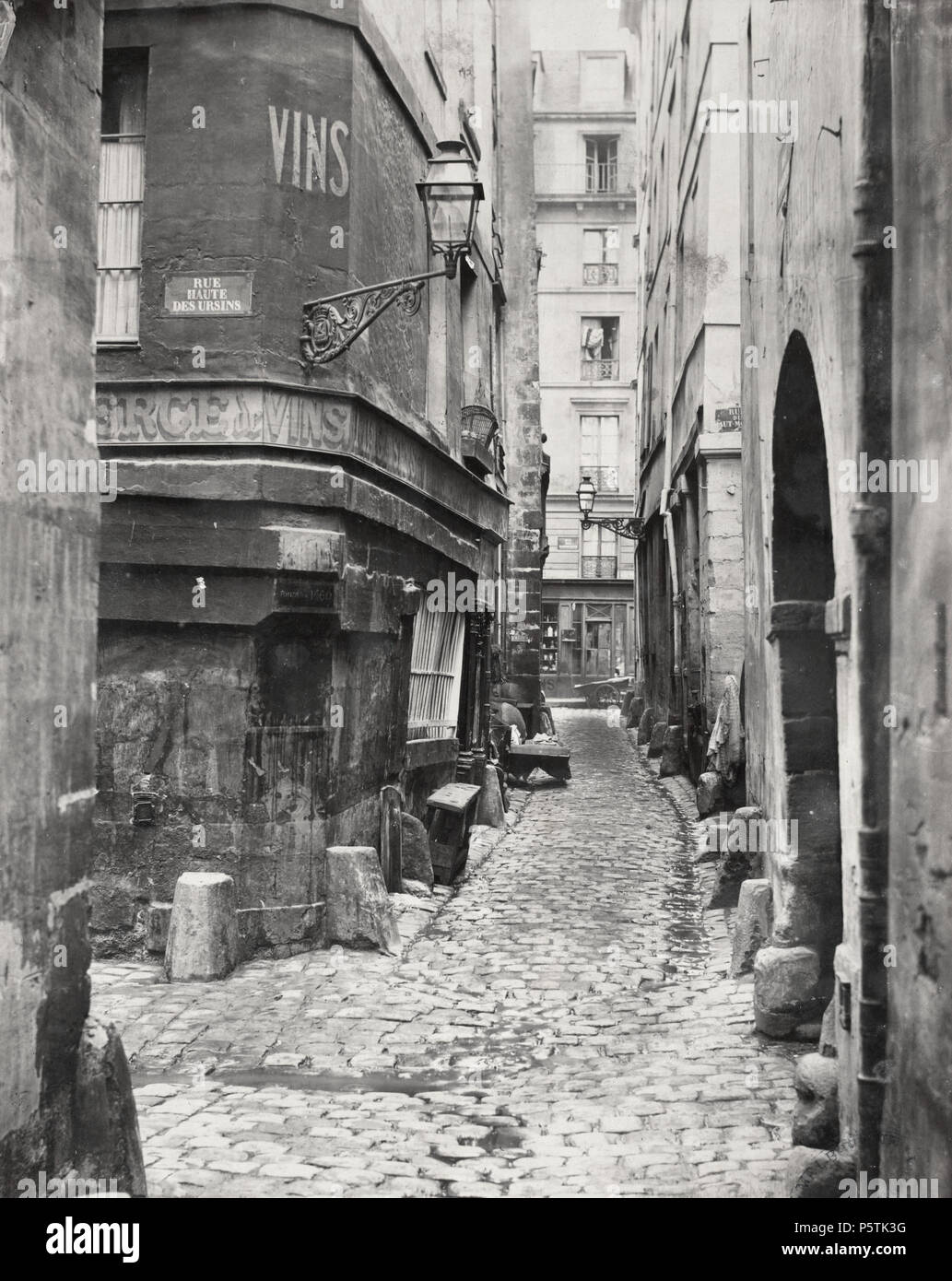 327 Charles Marville, Rue de Glatigny, ca. 1853-70 Foto Stock