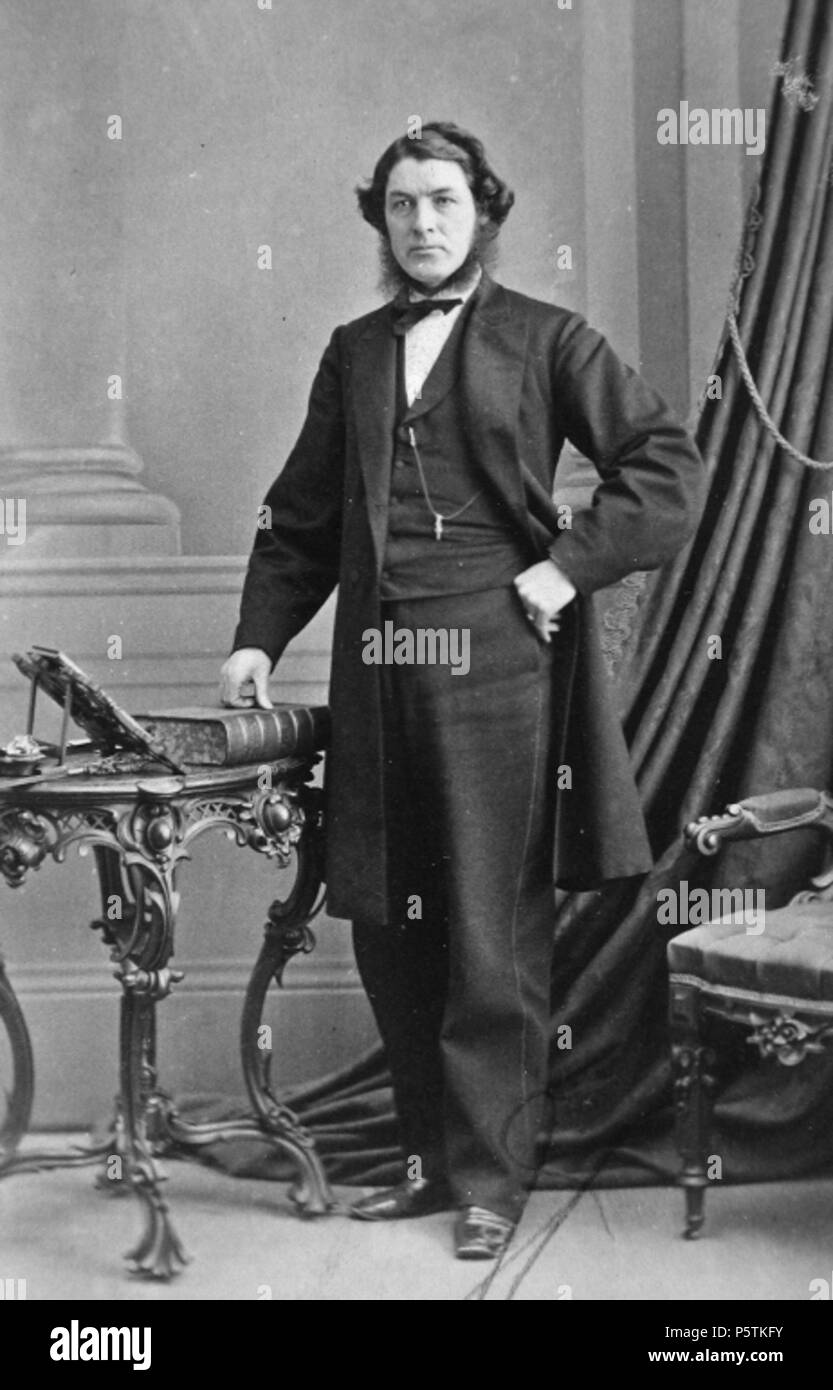 N/A. Inglese: fotografia, l'on. Charles Tupper, Premier della Nova Scotia, foto scattata a Montreal, Quebec, Canada, 1864, William Notman (1826-1891), sali di argento su carta applicata su carta - processo di albume - 8 x 5 cm Français : Photographie, l'on. Charles Tupper, Premier ministro de la Nouvelle-Écosse, pris à Montréal (Québec, Canada), 1864, William Notman (1826-1891), Sels d'argent sur papier monté sur papier - Papier albuminé - 8 x 5 cm . 1864. William Notman (1826-1891) nomi alternativi William McFarlane Notman Descrizione fotografo canadese e commercianti Data di nascita e morte 8 Foto Stock