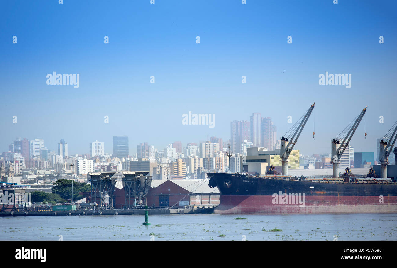 Il porto di Barranquilla, capitale della Colombia dipartimento Atlantico ed il paese è la quarta città più grande Foto Stock