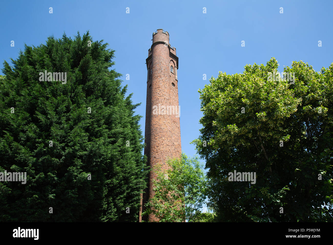 Perrott's Folly, la torre incantevole che ha ispirato Tolkien 'Le due Torri' nel Signore degli Anelli. Foto Stock