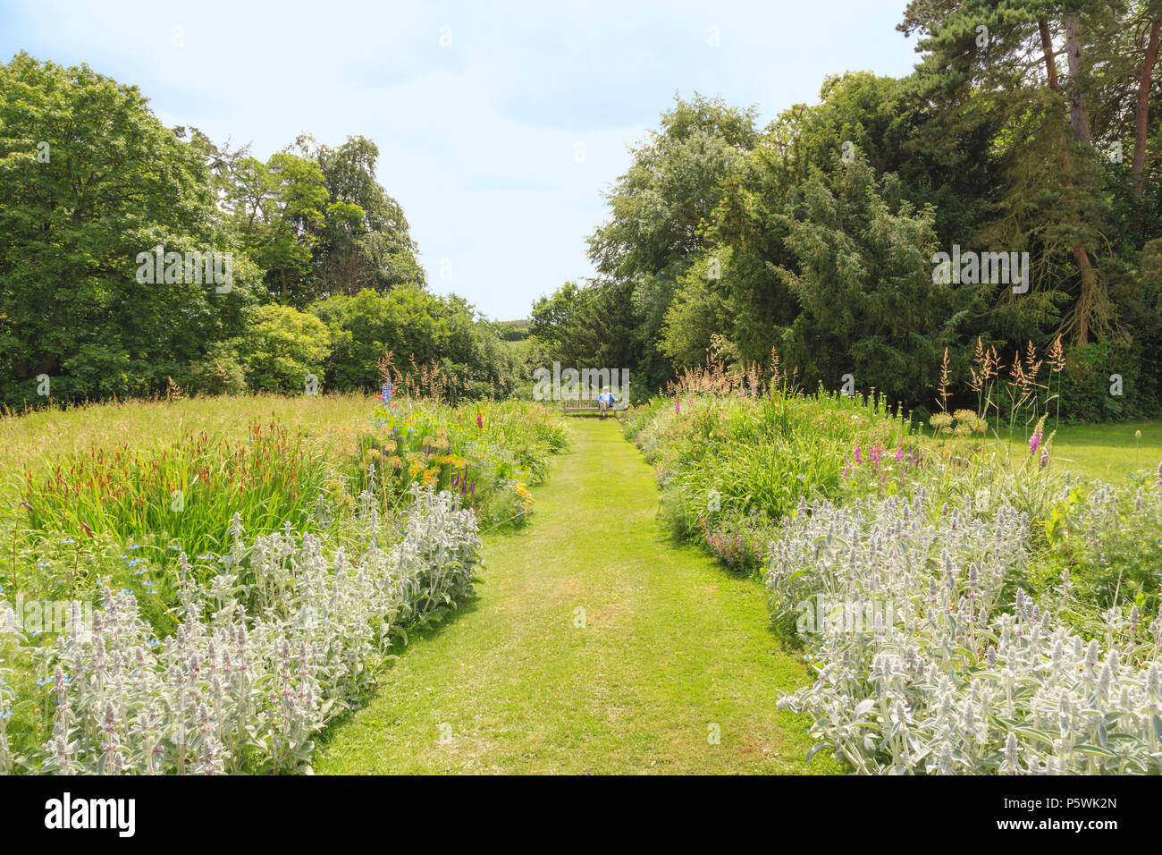 Panoramica bellezza e tranquillità nel giardino di Shaw's Corner,Ayot St Lawrence, a Hertfordshire, Inghilterra, Regno Unito. Foto Stock