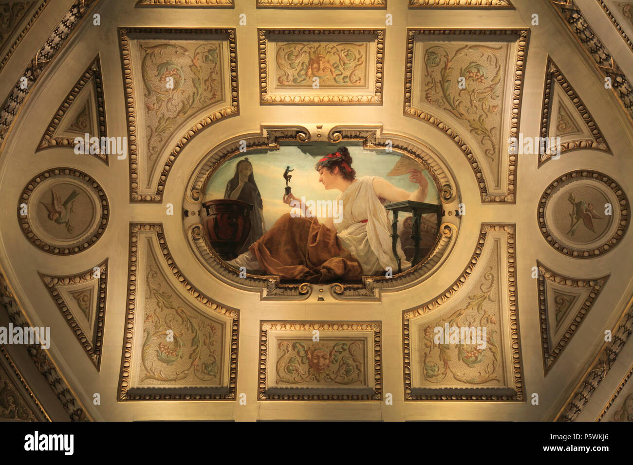 Austria, Vienna, Kunsthistorisches Museum, il Museo delle Belle Arti, interno, il soffitto dipinto, Foto Stock