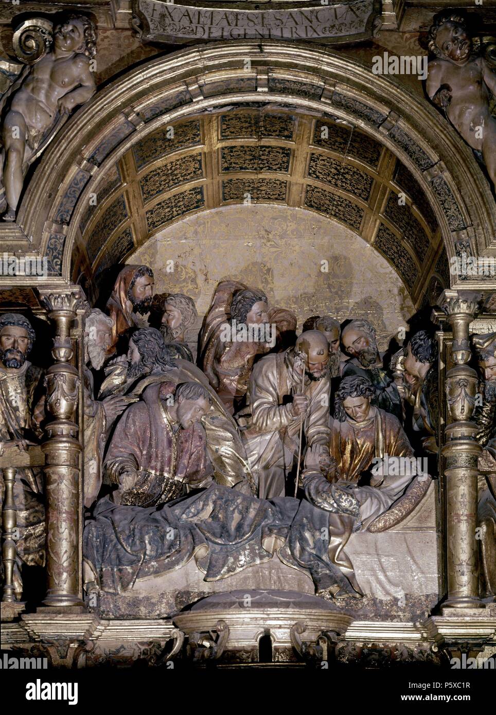 RETABLO MAYOR-TRANSITO de la Virgen. Autore: Juan Picardo (XVI sec.). Posizione: Catedral, Burgo de Osma, Soria, Spagna. Foto Stock