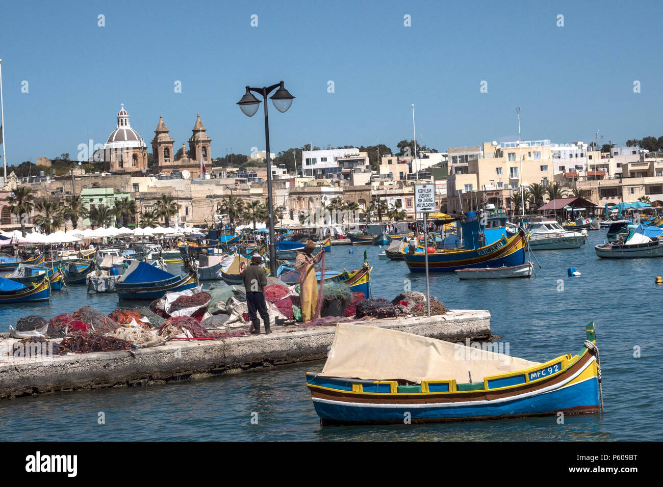 'Marsaxlokk Bay' villaggio di pescatori Foto Stock