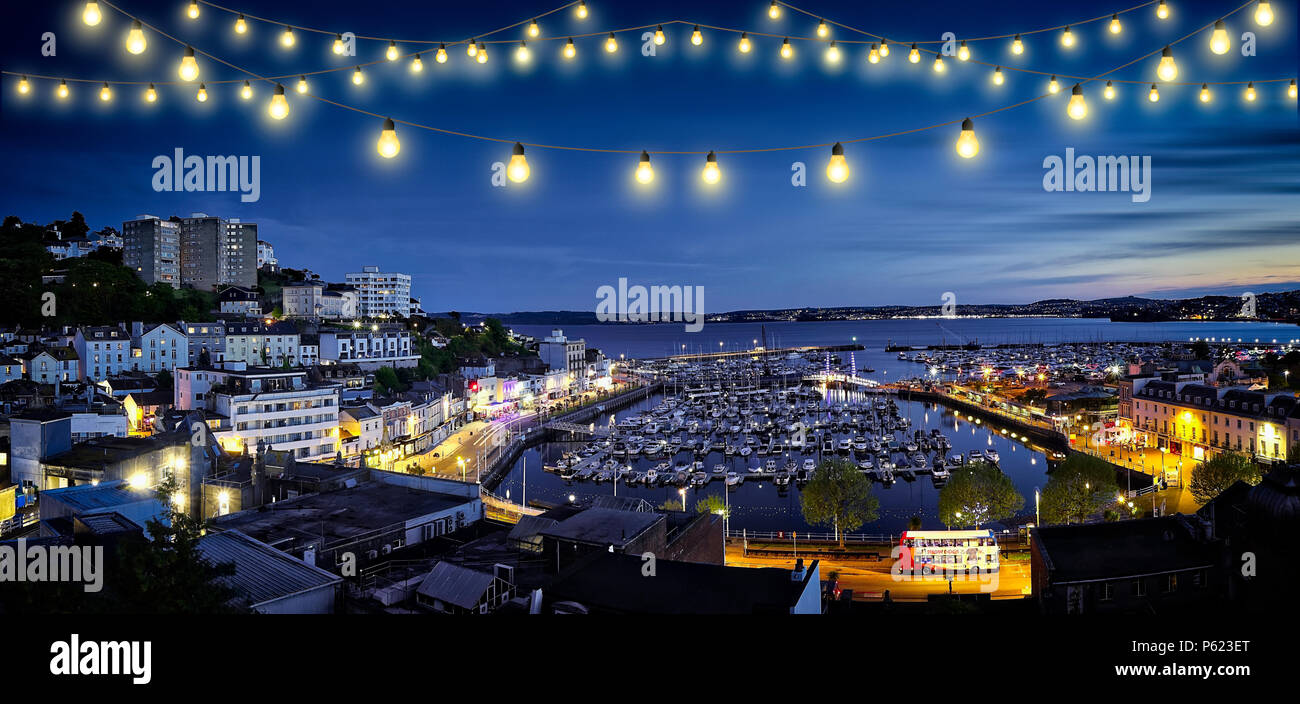 GB - DEVON: Torquay porto e città a Natale Foto Stock