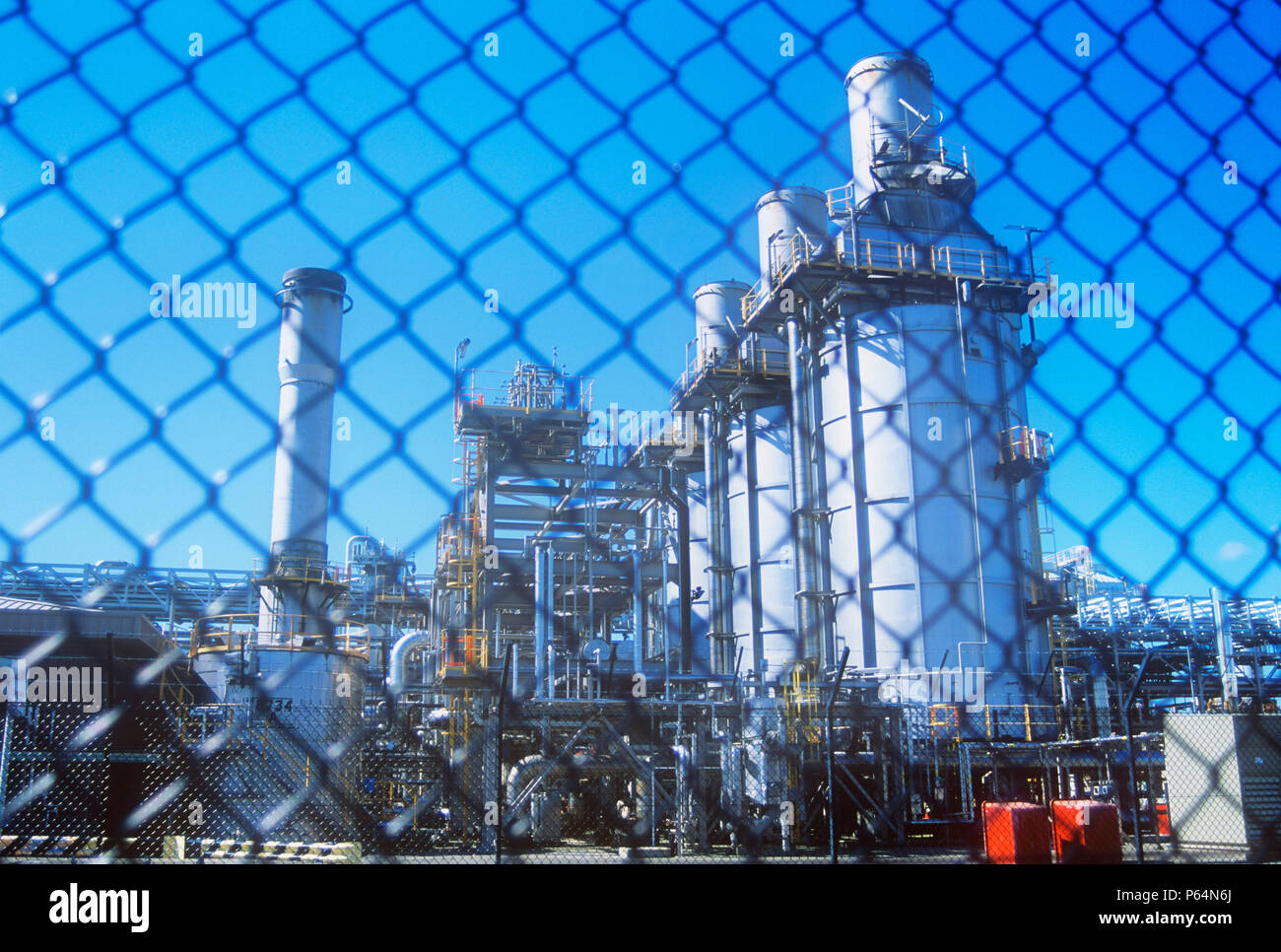 Un impianto di trattamento di gas a Barrow in Furness che prende il gas dalla baia di Morecambe campo di gas ed è uno dei più grandi impianti di gas in Europa. Foto Stock