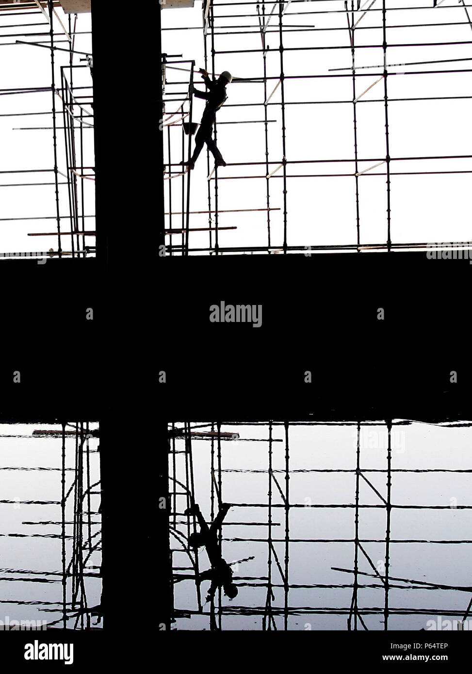 La sede centrale di Emirates, Airport Road, Dubai, Emirati Arabi Uniti, 2 aprile 2007. Foto Stock