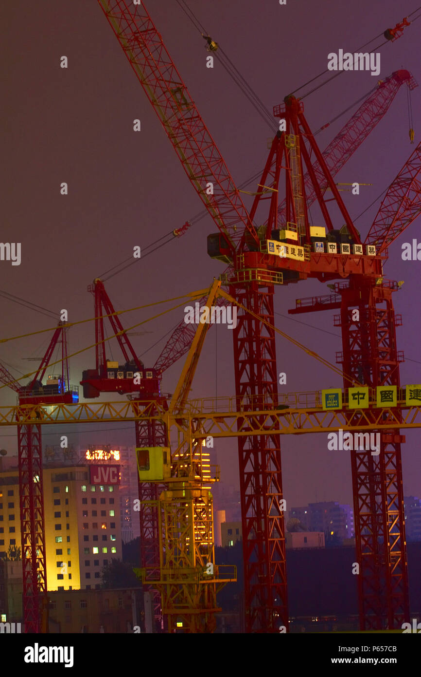 Sito in costruzione di notte, Pechino, Cina. Foto Stock