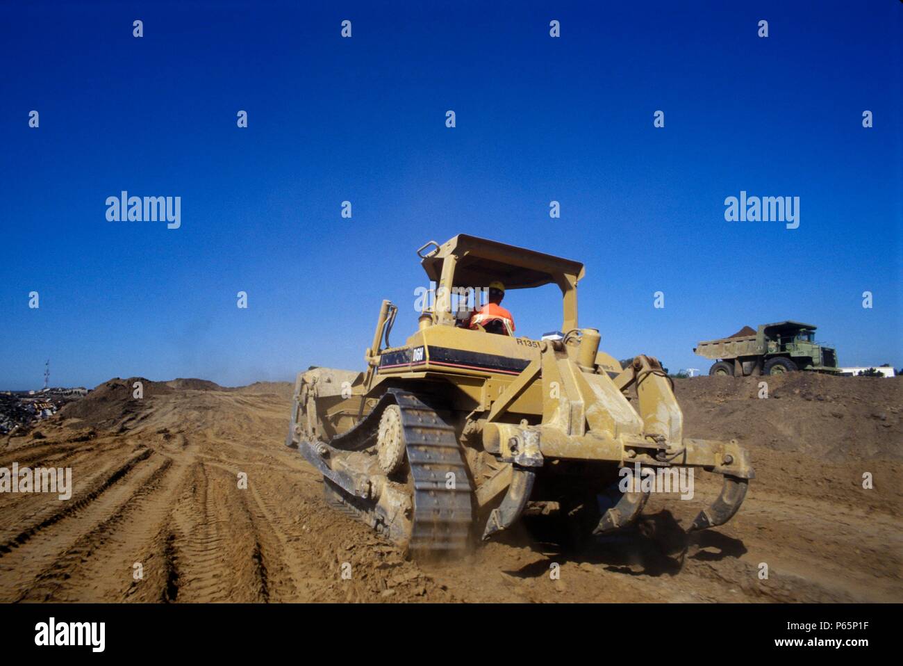 Bulldozer sul progetto roadbuilding in California, Stati Uniti d'America Foto Stock