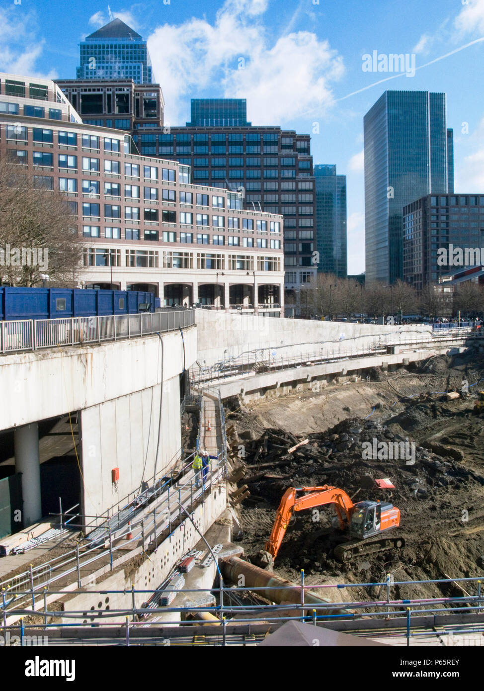 Regno Unito i progetti di costruzione sospesa a causa della recessione nella città di Londra Foto Stock