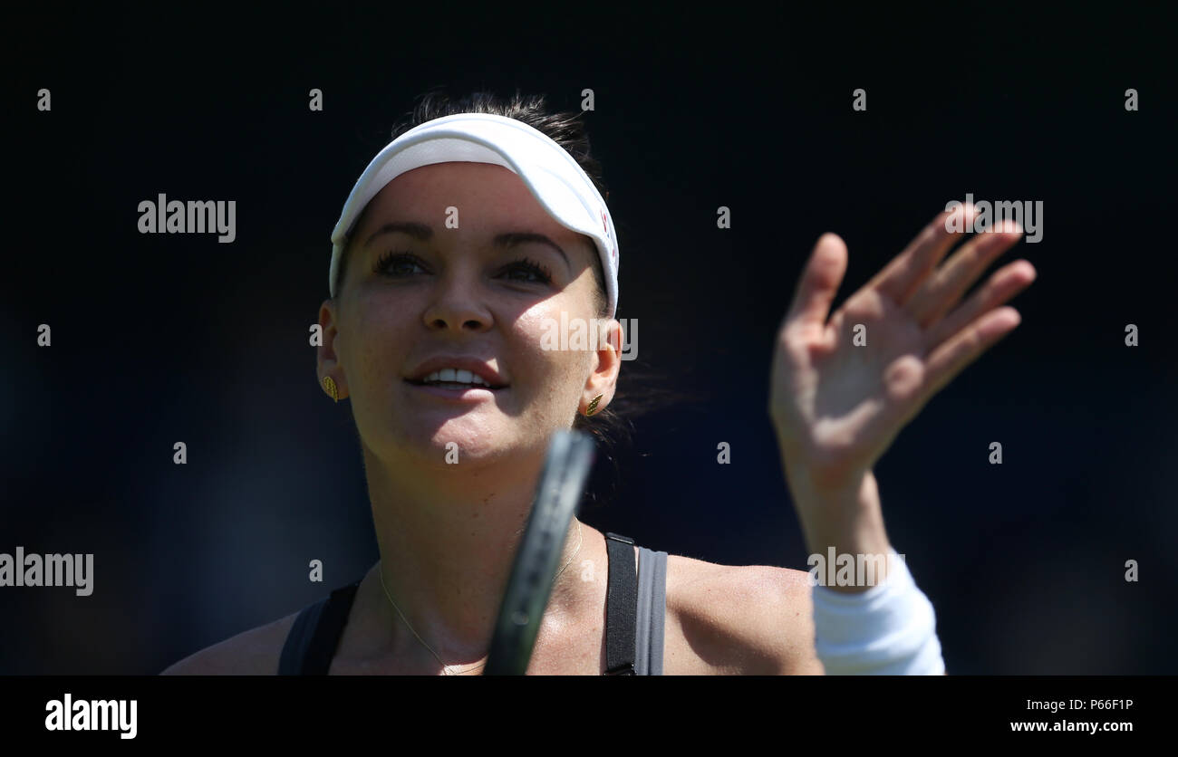 Agnieszka RADWANSKA celebra la vittoria durante il giorno cinque della natura internazionale della valle in Devonshire Park, Eastbourne. Foto Stock