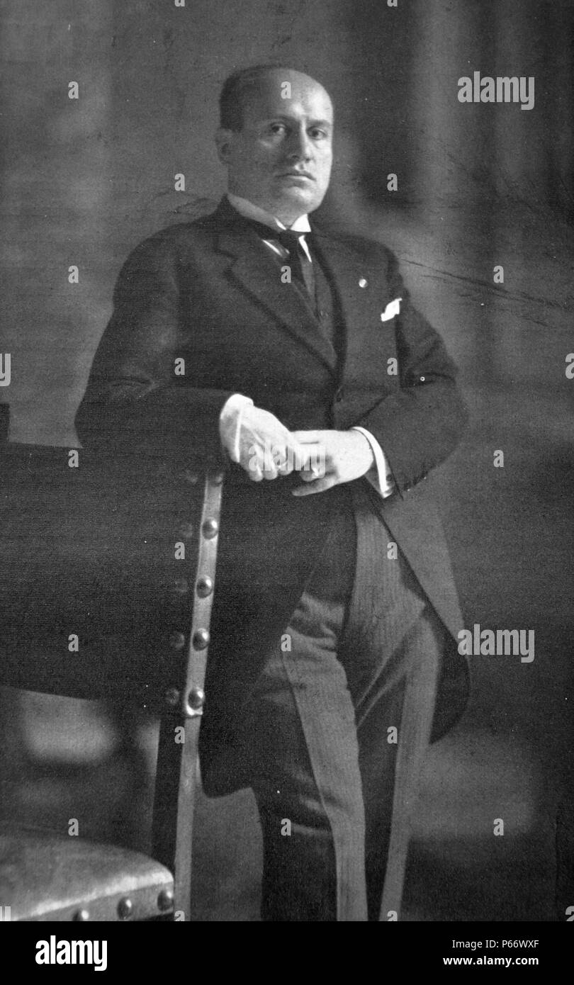 Benito Mussolini, l ardente sostenitore di dura il consolidamento fiscale italiano Foto Stock