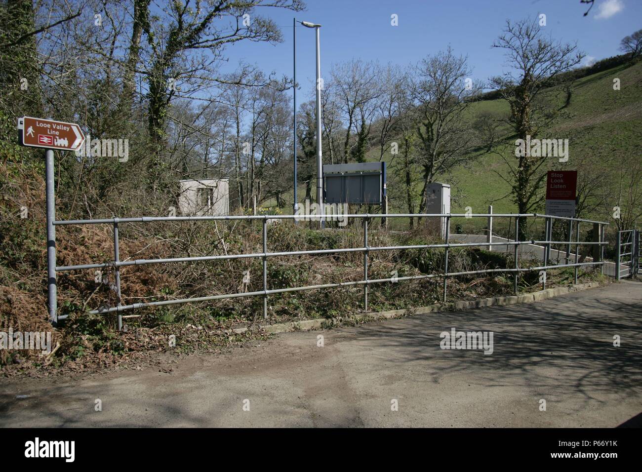 Ingresso alla stazione Causeland in Liskeard a Looe linea di diramazione, Cornwall. 2006 Foto Stock