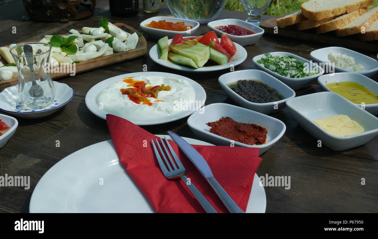 Tradizionale Bagno turco Colazione a buffet Foto Stock
