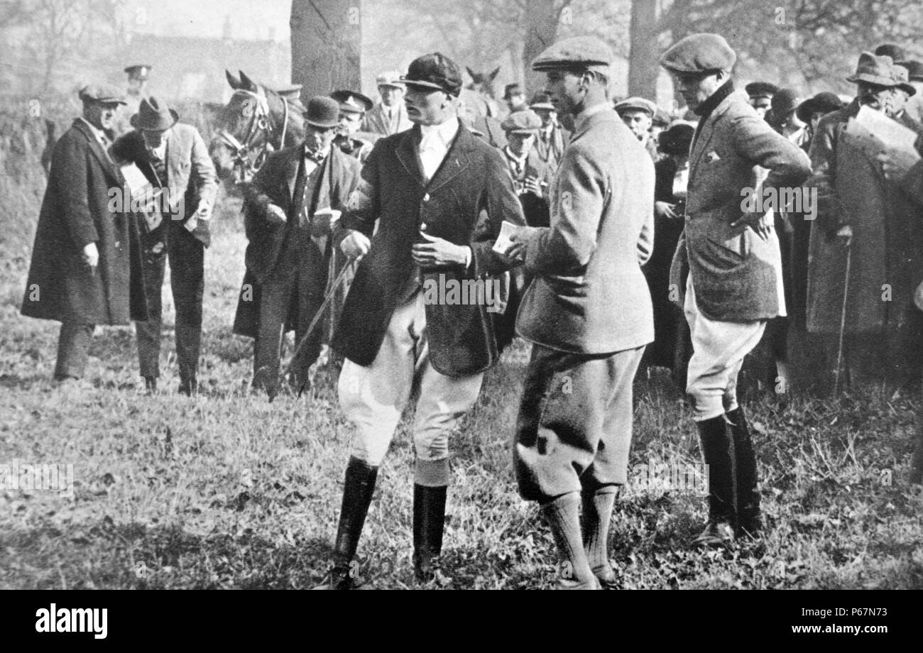 Tre principi frequentare l'esercito da punto a punto incontro a Arborfield. Il Duca di York (più tardi re George VI), il Principe del Galles (più tardi re Edward VIII) e il principe Henry (Duca di Gloucester). Foto Stock