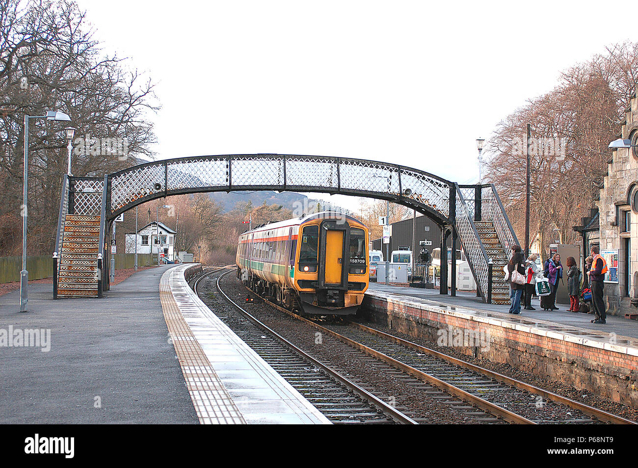 Il Highland percorso tra Perth e Inverness è servito da un servizio oraria che ha aiutato a servizio delle stazioni intermedie come siamo a Pitlochry Foto Stock