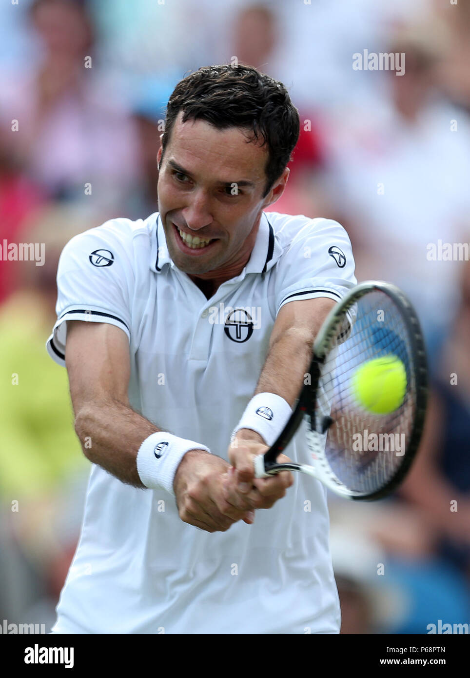 In Russia la Mikhail Kukushkin durante il giorno cinque della natura internazionale della valle in Devonshire Park, Eastbourne. Foto Stock