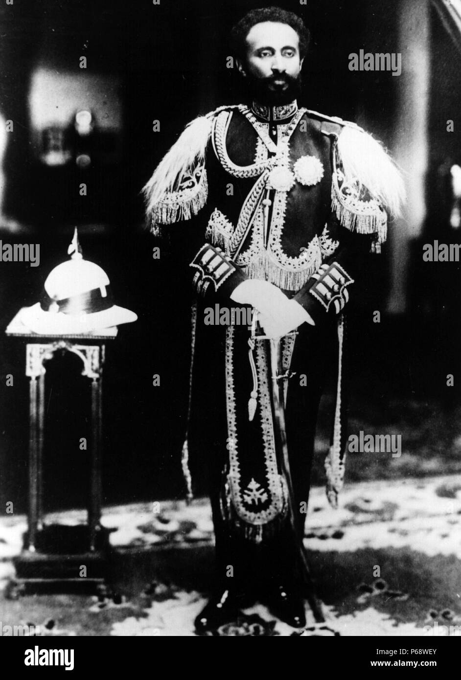 Haile Selassie I (1892 - 1975)è stato Etiopia reggente dal 1916 al 1930 e l'imperatore di Etiopia dal 1930 al 1974. Tra il movimento Rastafari Haile Selassie è venerato come il Messia restituito della Bibbia, Dio incarnato e lui è una definizione figura in Etiopia e storia africana. Foto Stock