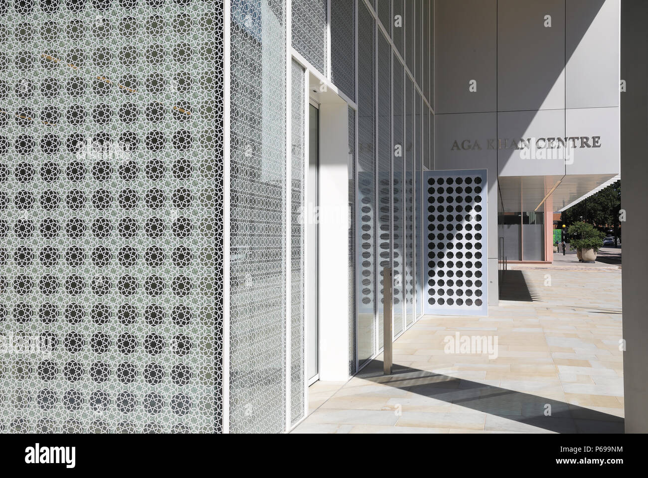Progettato da Giappone Fumihiko Maki, il nuovo Kings Cross Aga Khan centro mostra le meraviglie del mondo islamico, a Londra, Regno Unito Foto Stock