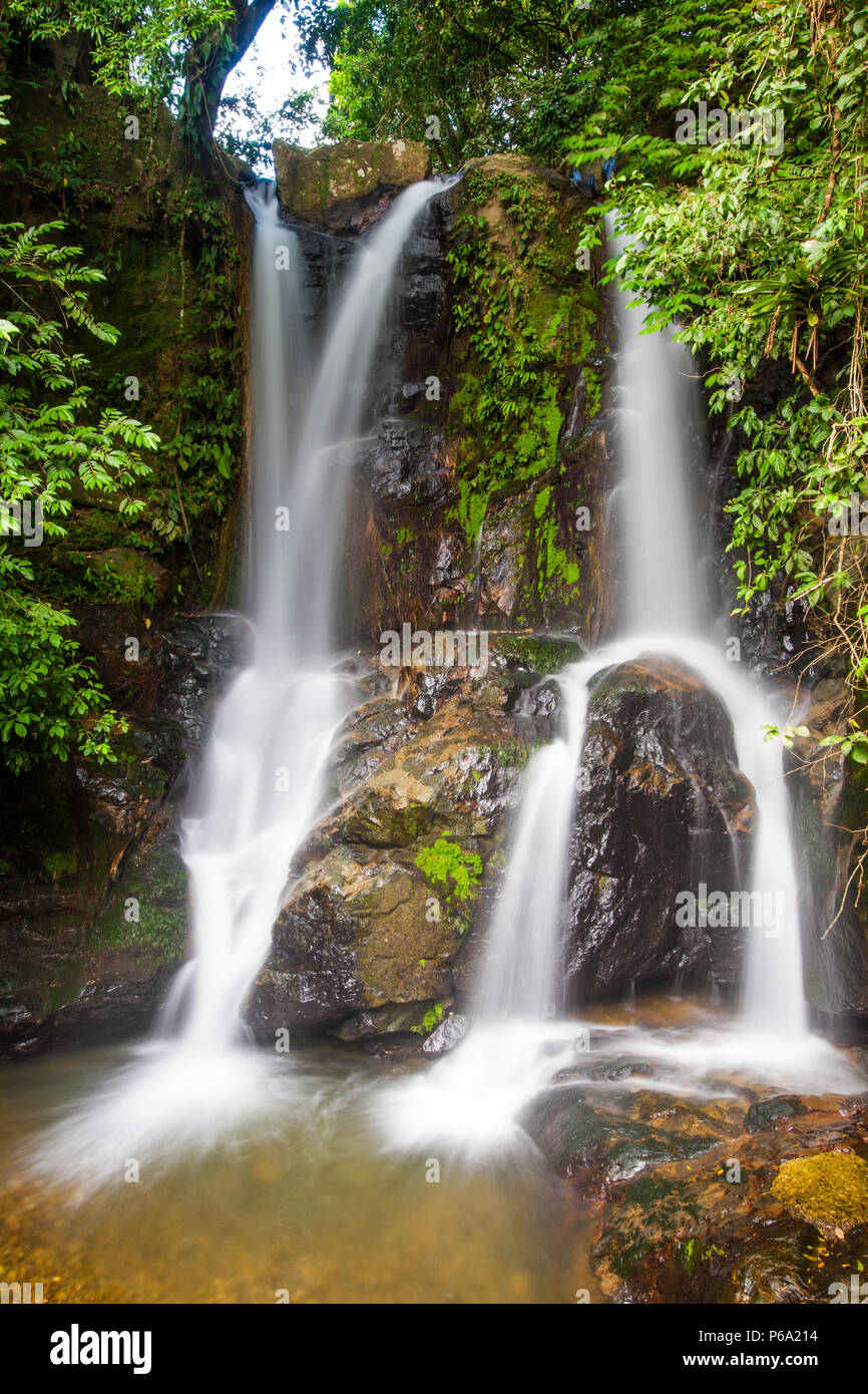 Le belle cascate Chorro las Yayas, Cocle Affitto provincia, Repubblica di Panama. Foto Stock