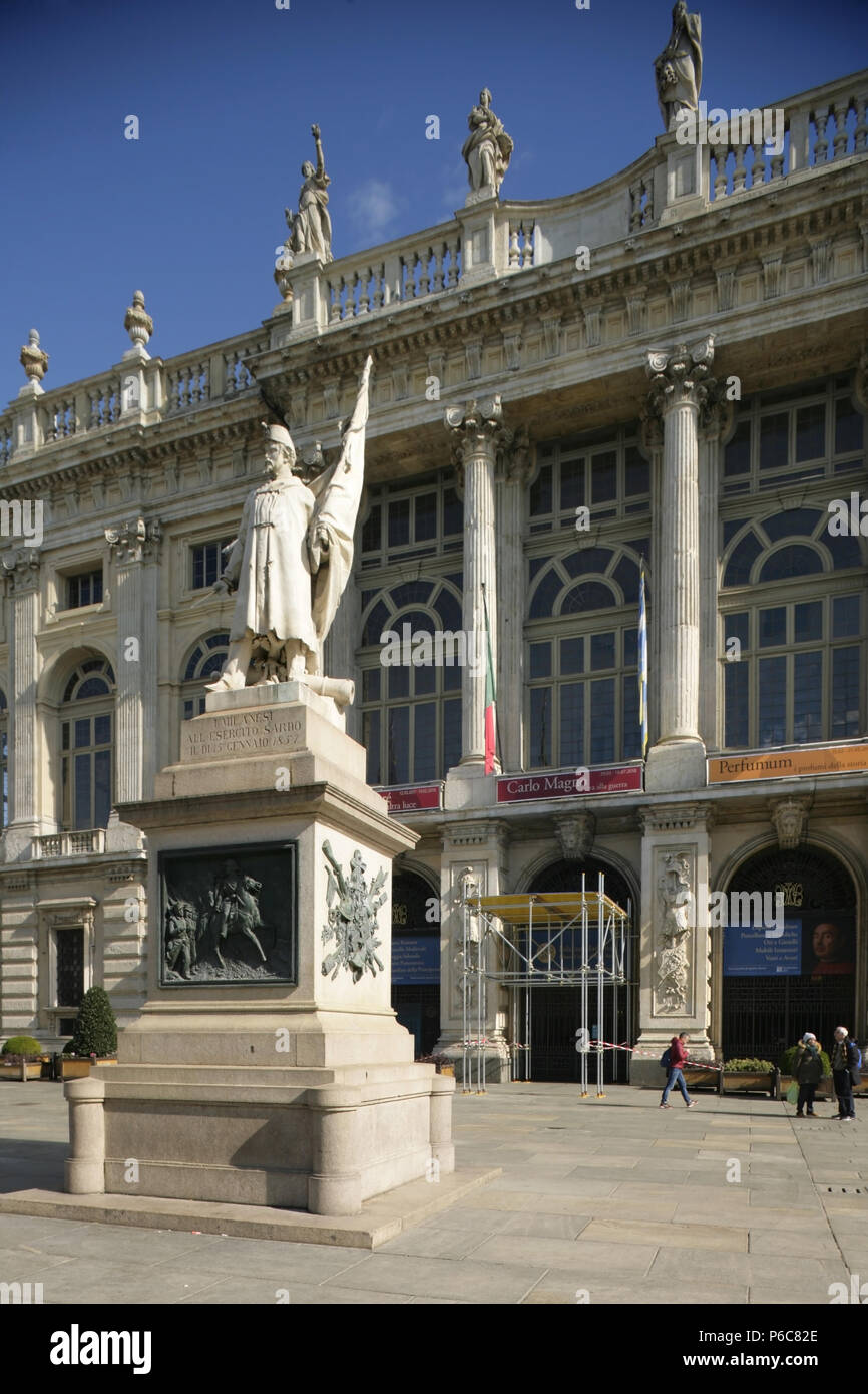 Palazzo Madama antico e il museo di arti decorative, Piazza Castello, Torino, Italia. Foto Stock