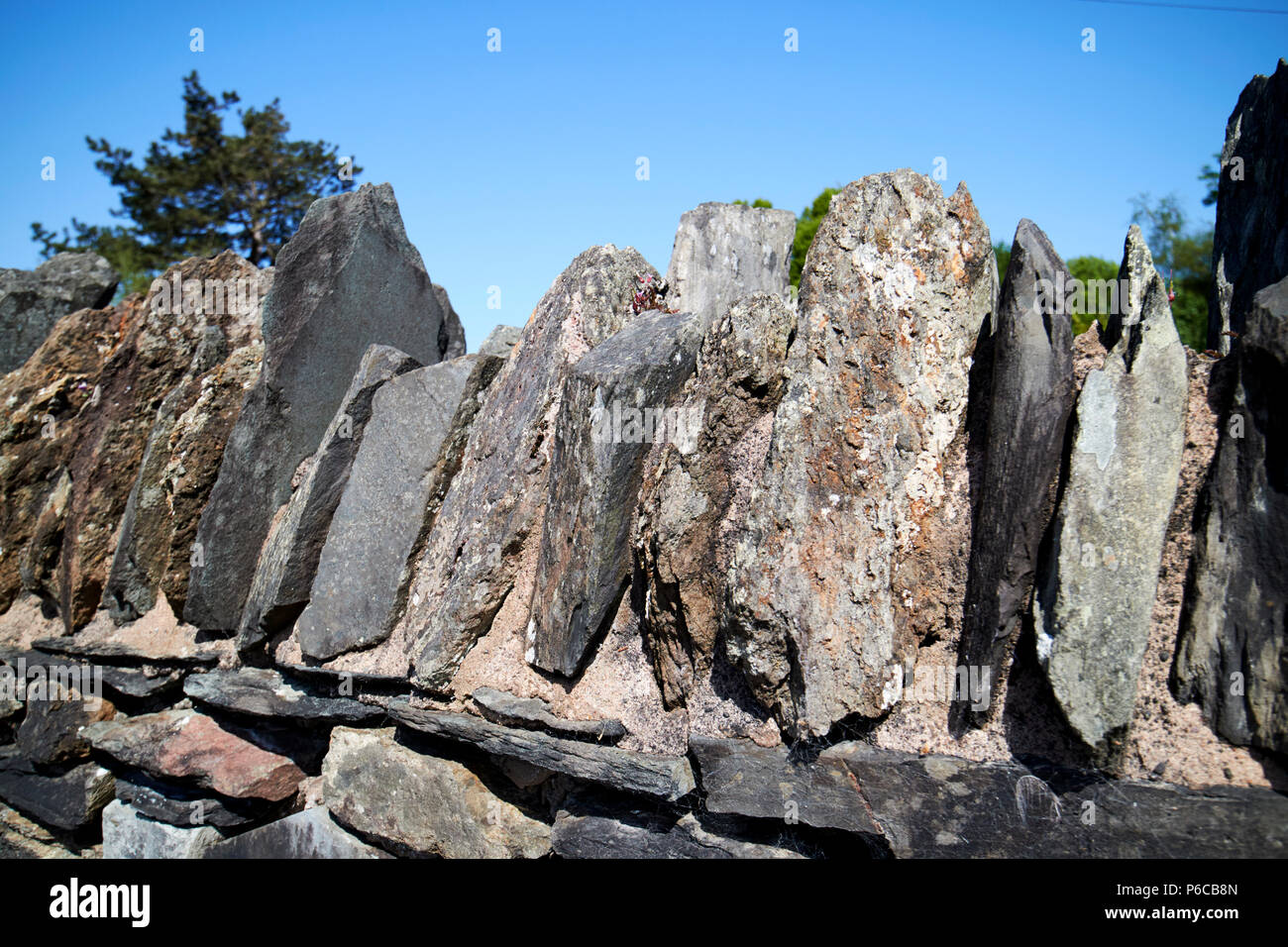 Muro di ardesia lakeland pietra di costruzione Ambleside Lake District Cumbria Inghilterra England Regno Unito Foto Stock