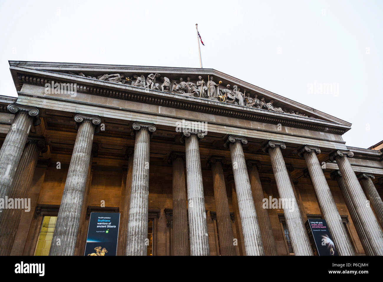 London, England Regno Unito - Dicembre 31, 2017: facciata del British Museum di Londra, England, Regno Unito Foto Stock