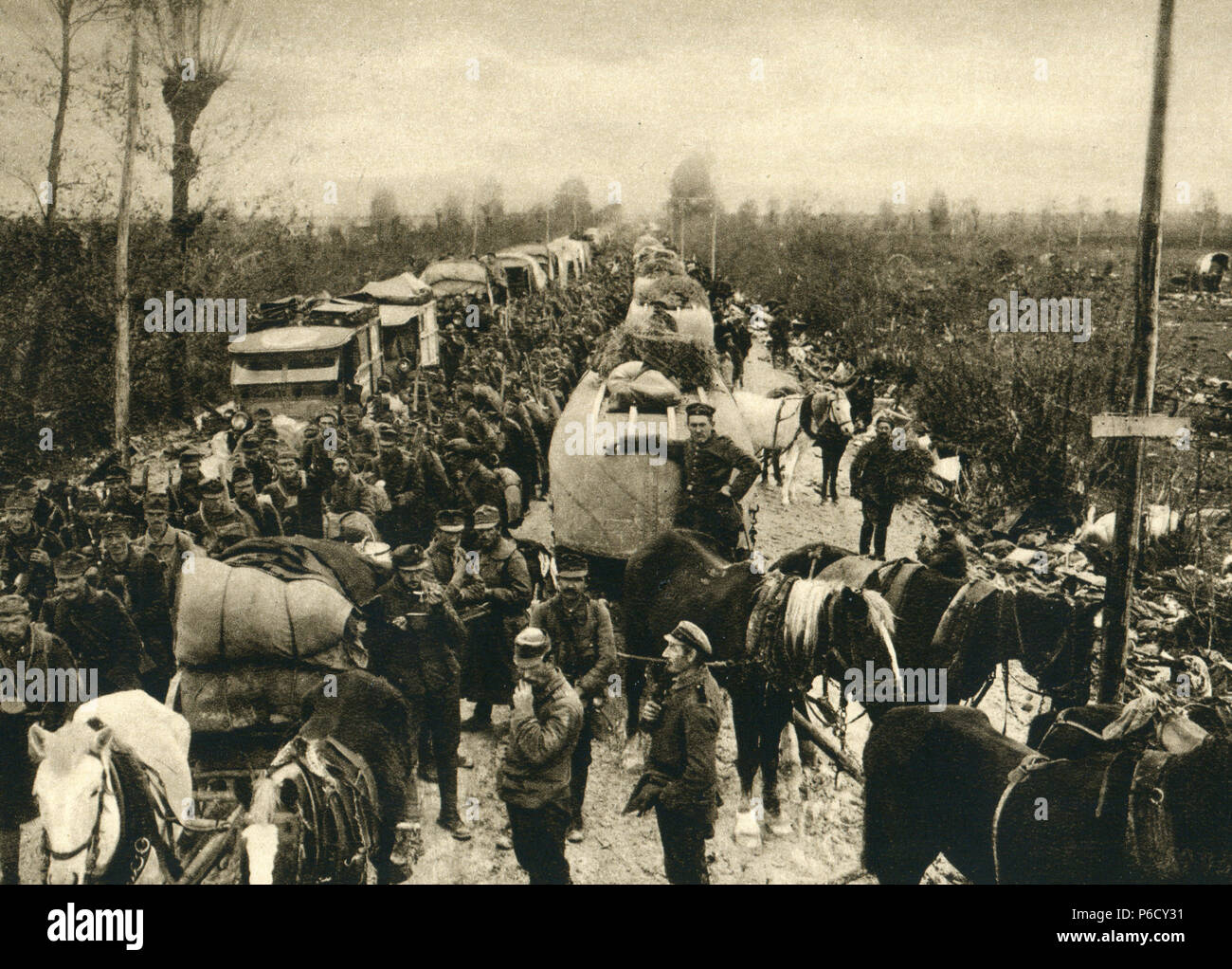 Udine, vormarsch, ponte tedesco colonna, ww1, la prima guerra mondiale, la prima guerra mondiale Foto Stock