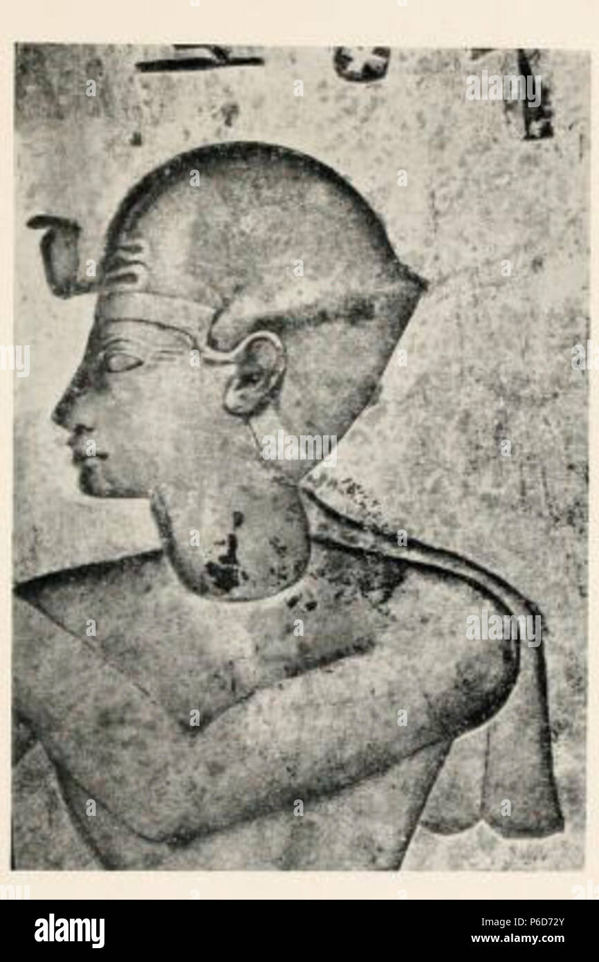 Inglese: Ingrandimento di un rilievo raffigurante il faraone Siamun. Da Memphis, XXI dinastia, Terzo Periodo Intermedio. 12 maggio 2014, 11:46:32 71 sollievo Siamun Petrie Foto Stock