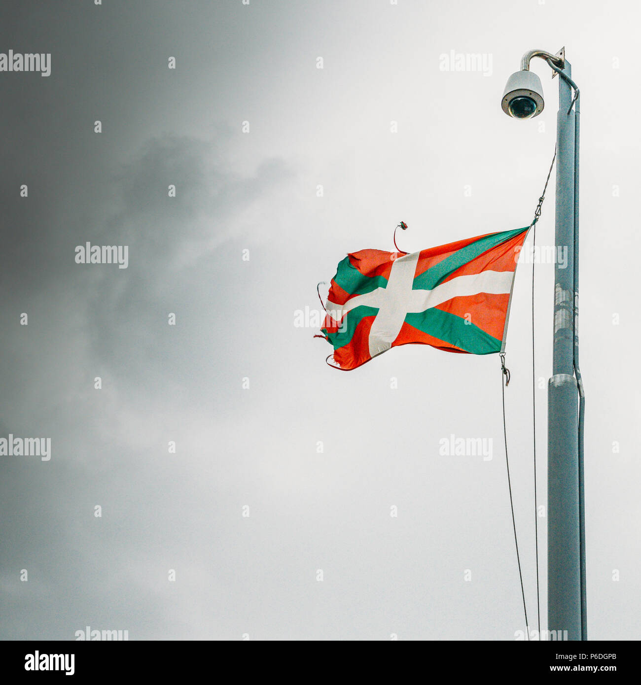 Bandiera del paese basco - una delle regioni della Spagna Foto Stock