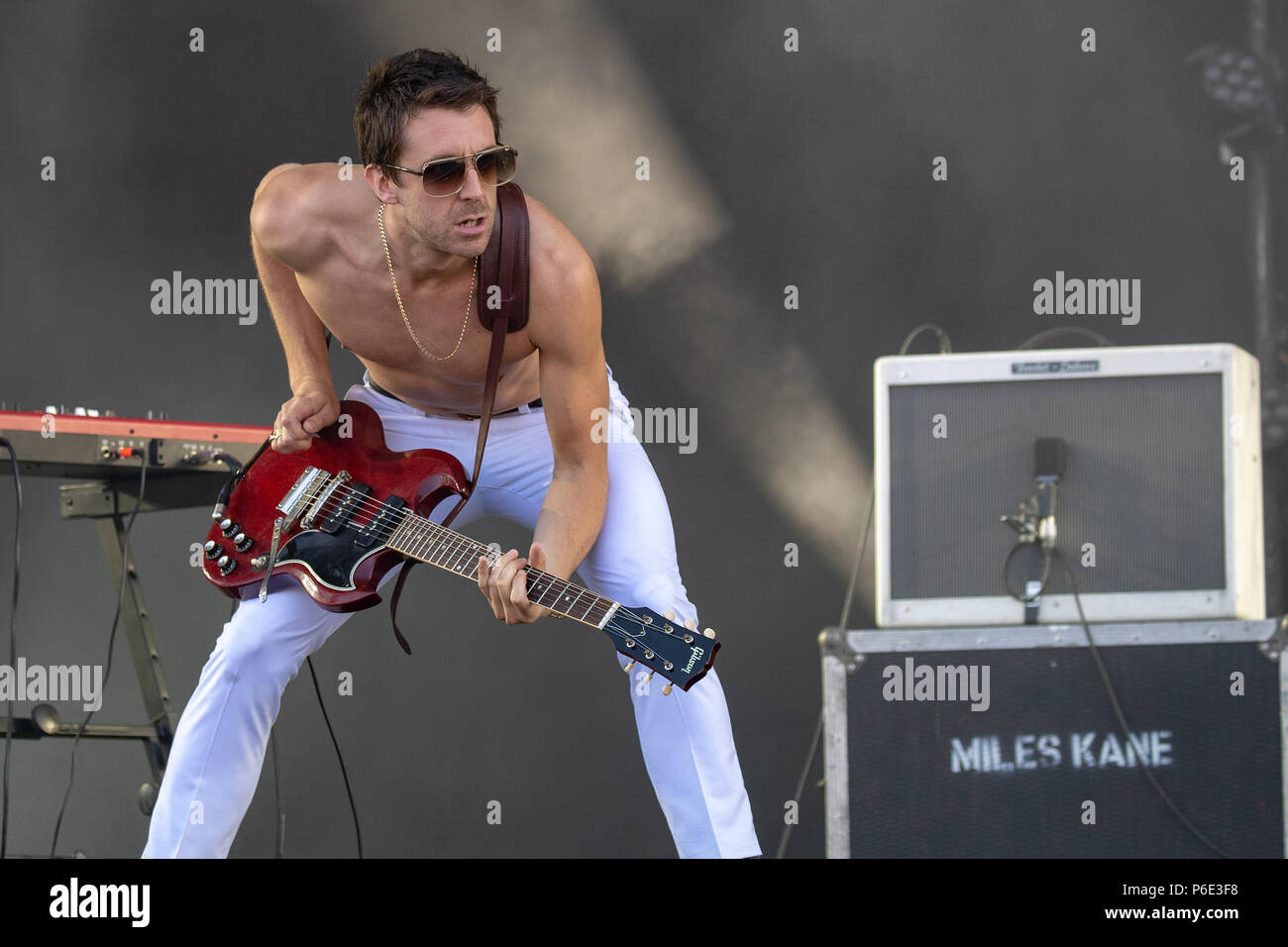 Finsbury park, Regno Unito. Il 30 giugno, 2018 Miglia Kane effettuando al Queens di età della pietra e gli amici UK.Finsbury Park di Londra.© Jason Richardson / Alamy Live News Foto Stock