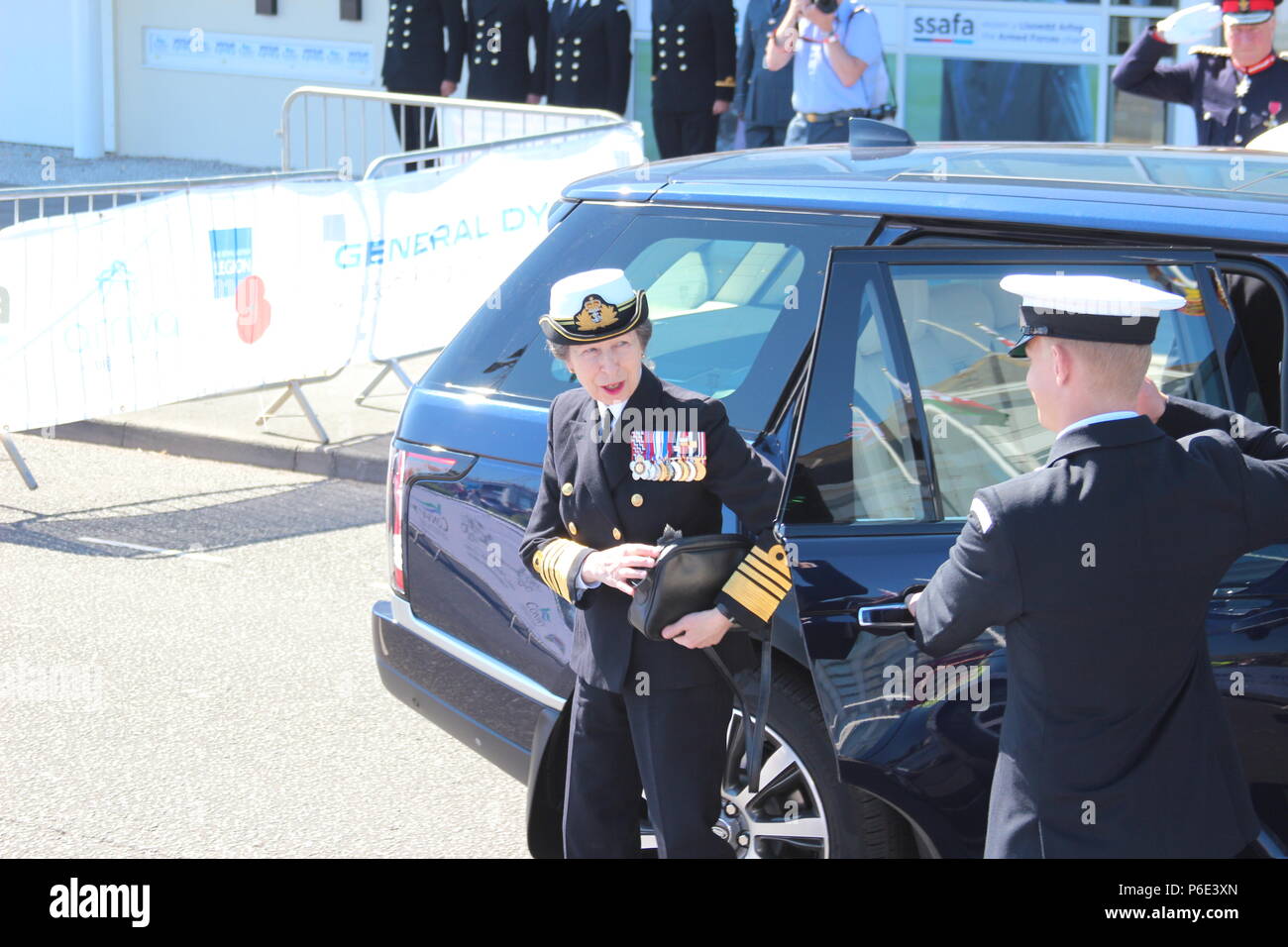 Vigore il giorno, Llandudno, Wales UK, Sabato 30 Giugno 2018. Princess Anne e Theresa Maggio, frequentando le forze armate giorno Llandudno. Carta di credito/Mike Clarke/ Alamy Live News Foto Stock