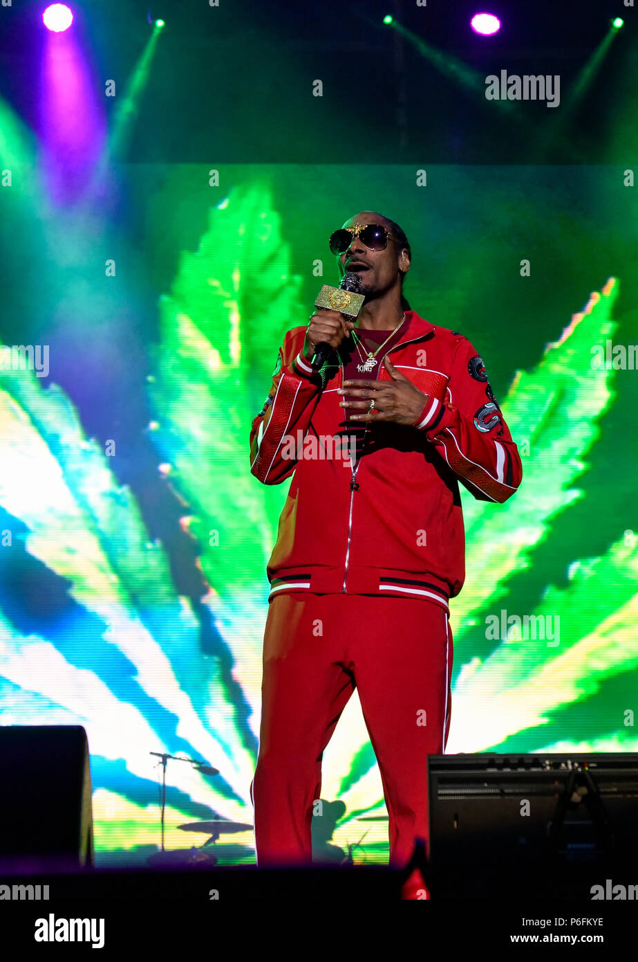 Napa Valley, California, 26 maggio 2018, Snoop Dogg sul palco del 2018 BottleRock Festival in Napa California, Credito: Ken Howard/Alamy Foto Stock