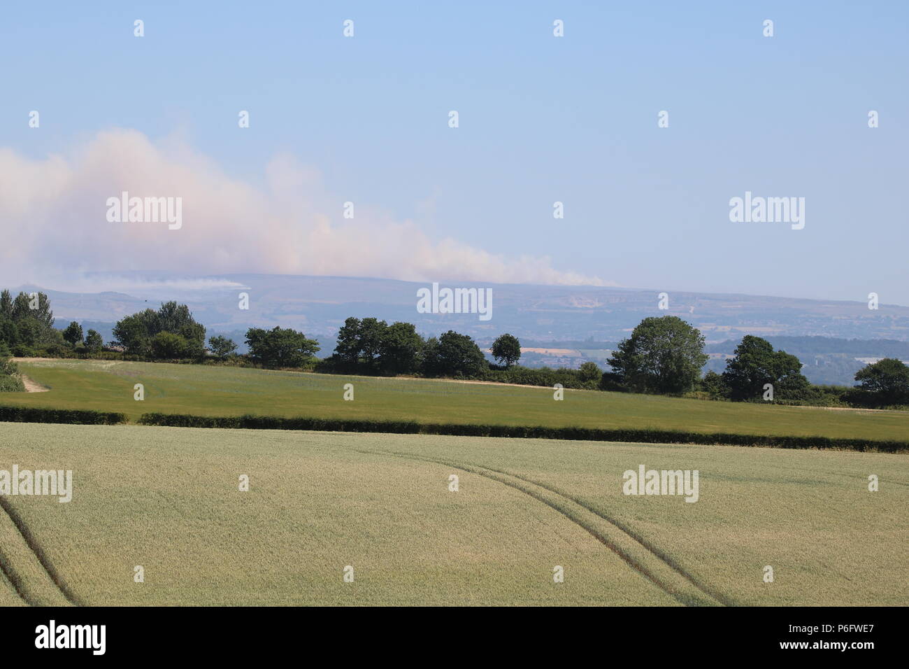 Winter Hill, lande blaze, giugno/luglio 2018, Nord Ovest Inghilterra, Regno Unito. Foto Stock