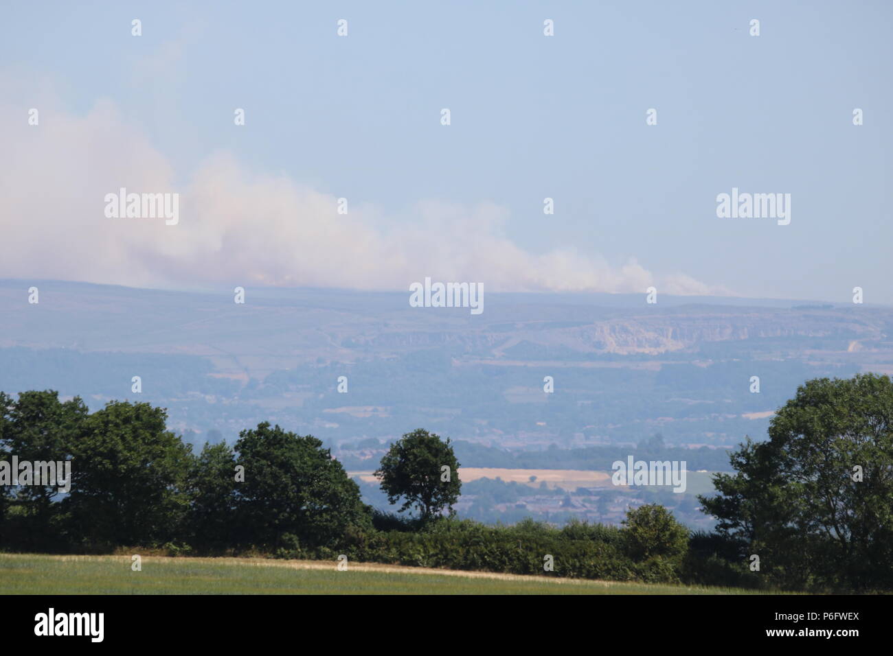 Winter Hill, lande blaze, giugno/luglio 2018, Nord Ovest Inghilterra, Regno Unito. Foto Stock